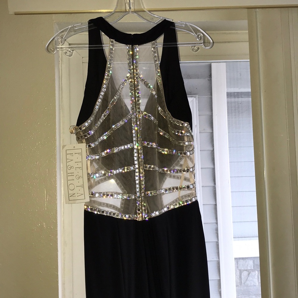 PROM DRESS - Picture 4 of 5